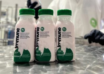 Молоко против коронавируса — в Узбекистане начали продажу уникального напитка