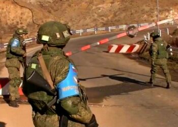 В Карабахе погибли российские миротворцы: был обстрелян автомобиль