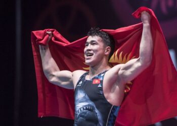 Третье золото Кыргызстана: борец Акжол Махмудов стал чемпионом Азиатских игр