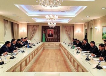 Казахстан и Туркменистан нацелены укрепить транспортное сотрудничество