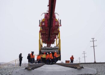 Казахстан начал строить новую железную дорогу в Китай