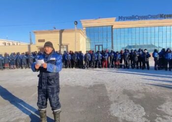 Бастующий Жанаозен: нефтяники снова грозят устроить забастовку в Астане