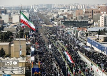 Миллионный марш: в Иране масштабно отметили 45-ю годовщину независимости от Западной политики — ФОТО