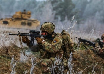 Все ближе к войне: Англия хочет видеть на Украине экспедиционный корпус НАТО
