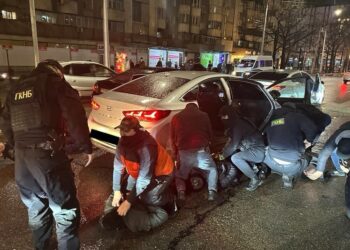 Готовили покушение на руководство страны: в Кыргызстане задержаны кримавторитеты из Азербайджана — ВИДЕО