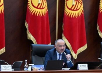 Первый визит высокого уровня: спикер парламента Кыргызстан прибыл в Великобританию