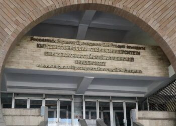 Россия будет готовить для Кыргызстана инженеров: КРСУ подписал соглашение с двумя вузами