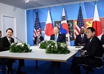 Запад пытается снизить влияние Китая: вторая трехсторонняя встреча США, Южной Кореи и Японии