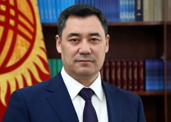Садыр Жапаров: к октябрю реализуем 100 крупных проектов, повысим пенсии и выплаты медикам