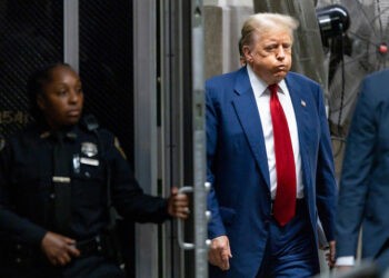 Суд присяжных признал Трампа виновным по 34 пунктам обвинения по делу Сторми Дэниелс