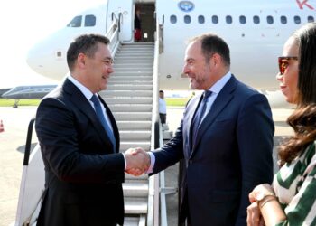 Президент Кыргызстана с рабочим визитом прибыл в Брюссель — кто его встретил?