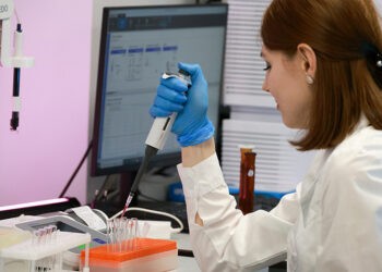 Победа над СПИДом: ученые создали лекарство на 100% защищающее от болезни