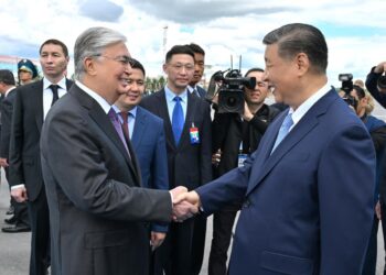 На кону $100 млрд: визит Си в Казахстан может стать историческим