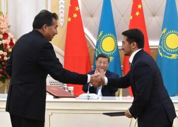 Казахстан и Китай построят базу на Луне