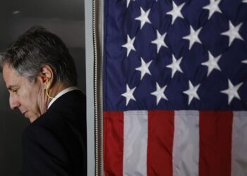 Блинкен ответит перед комитетом Конгресса США по выводу войск из Афганистана