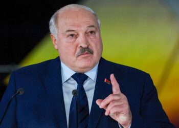 Лукашенко предупреждает: атака на Беларусь спровоцирует глобальный конфликт