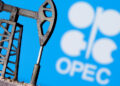 ОПЕК+ перенесет рост добычи нефти на два месяца — причины