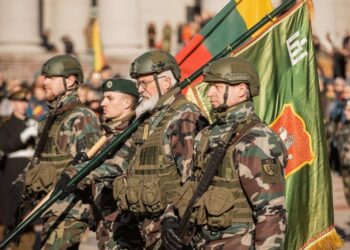 В Литве проходят маневры с участием военных из 8 стран НАТО