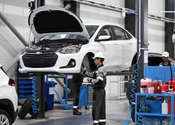 Во сколько обойдётся кыргызстанцам покупка автомобиля отечественного производства? — ответ директора завода