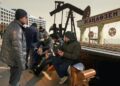 Нефтяники вышли на забастовку в казахстанском Жанаозене