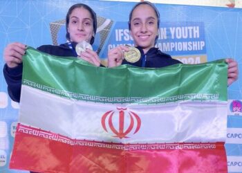 Спортивное золото Ирана: иранские спортсменки блистают в скалолазании