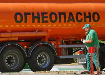 Кыргызстан — рекордсмен по экспорту горюче-смазочных материалов в Афганистан