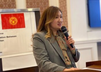Кыргызстан предлагает усилить сотрудничество с Пакистаном
