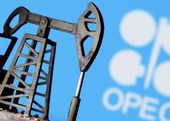 ОПЕК+ сохраняет курс: сокращение добычи нефти продлено до 2026 года