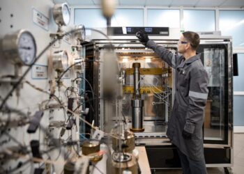 Казахстанские ученые создали уникальную технологию для переработки газа