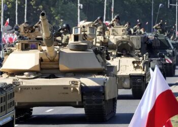 НАТО накачивает Польшу оружием и готовится к войне с Россией