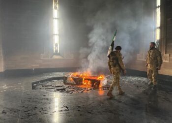 Захватившие власть в Сирии боевики оскверняют новые святыни. Страна опять на пороге резни