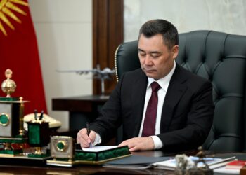 В Кыргызстане подписан закон о реабилитации лиц сталинских репрессий