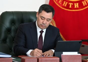 Кыргызстан будет бороться с терроризмом и преступными доходами — подписан закон