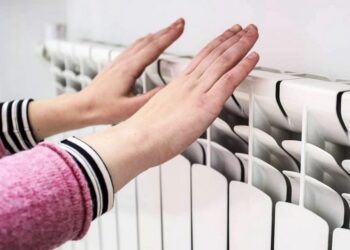 В Кыргызстане будут ежегодно повышать цены на отопление — стоимость
