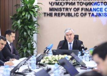 Госдолг Таджикистана снизился до уровня 15 летней давности