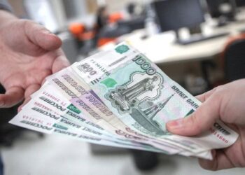 Кыргызстан — единственная страна Центральной Азии, куда денежные переводы из РФ выросли