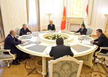 Кыргызстан готов обеспечить транзит товаров из Таджикистана в ЕАЭС