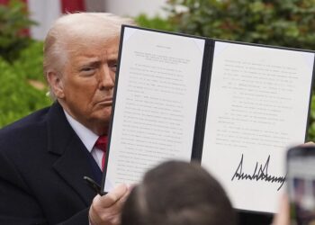 Пошлины Трампа: удар по кошельку американцев и последствия протекционизма
