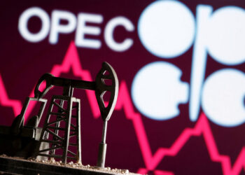 Эр-Рияд впервые за 2 года снижает цену на нефть — ответ на рост добычи ОПЕК+