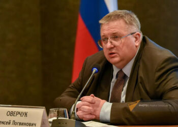Россия переходит на расчеты в национальных валютах: что это значит для экономики?