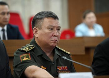 Парламент одобрил кандидатуру Руслана Мукамбетова на должность министра обороны