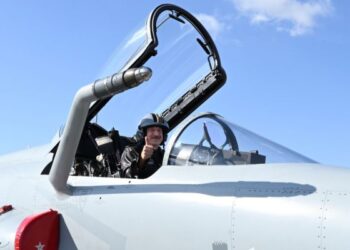 Крупнейшая сделка: Азербайджан намерен приобрести 40 истребителей JF-17