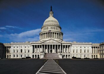 В Конгрессе США хотят импичмента Трампа: причина — бомбардировки Ирана