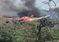 Самолет упал и взорвался в Индии: что известно? — ВИДЕО крушения