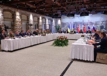 Почему Зеленский решился на переговоры с Россией рассказали в Британии