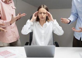 Работа как диагноз: в Китае открыли первую «Клинику нелюбви к работе»