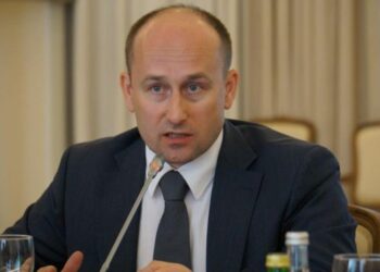 Николай Стариков: ультиматум США — это инструмент стратегической неопределённости и попытка вбить клин между Москвой и Пекином