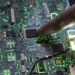 Трамп приостанавливает ограничения на экспорт чипов в Китай