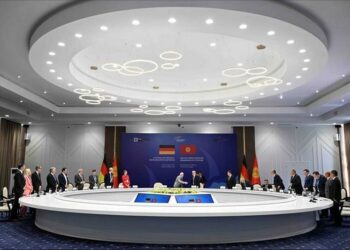 Германия поможет Кыргызстану вывести транзит и логистику на новый уровень