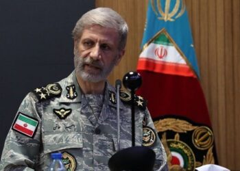 Главком армии Ирана предупредил о рисках нападения со стороны Израиля